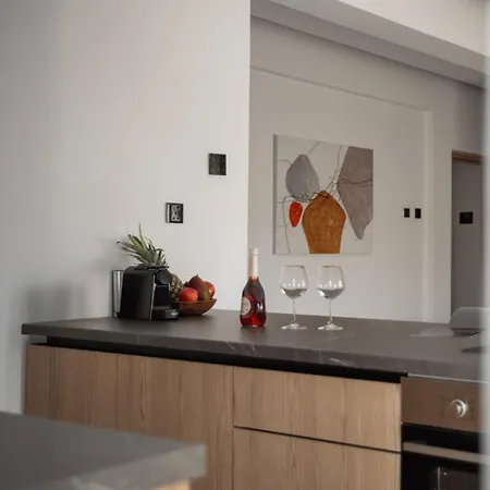 Le Bouquet Luxury Ltd *